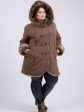 Пальто из плащевки с меховой отделкой, цвет коричневый в интернет-магазине Фабрики Тревери