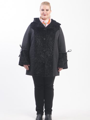 Пальто из стежки с каракулем, цвет черный в интернет-магазине Фабрики Тревери
