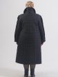 Пальто из стежки с отделкой каракулем, цвет черный в интернет-магазине Фабрики Тревери