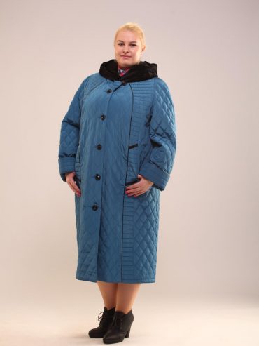 Утепленное стеганное пальто, цвет бирюзовый в интернет-магазине Фабрики Тревери