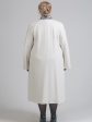 Длинное черное пальто Шанель, цвет белый в интернет-магазине Фабрики Тревери
