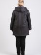 Пальто трапеция из геометрической стежки, цвет черный в интернет-магазине Фабрики Тревери