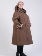 Теплое пальто из плащевки с меховой отделкой, цвет коричневый в интернет-магазине Фабрики Тревери