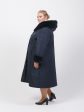 Зимнее пальто из плащевой ткани с меховым капюшоном, цвет синий в интернет-магазине Фабрики Тревери