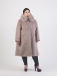Зимнее ворсовое пальто из Альпаки с воротником из песца, цвет бежевый в интернет-магазине Фабрики Тревери