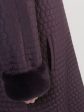 Зимнее пальто с мехом из стеганной плащевки баклажанового цвета, цвет фиолетовый в интернет-магазине Фабрики Тревери