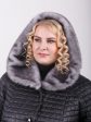 Зимнее стеганное пальто с капюшоном из меха норки, цвет черный в интернет-магазине Фабрики Тревери