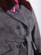 Зимнее пальто в клетку с меховым воротником, цвет серый в интернет-магазине Фабрики Тревери