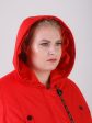 Зимняя куртка из плащевой мембранной ткани, яркого красного цвета с песцом, цвет красный в интернет-магазине Фабрики Тревери