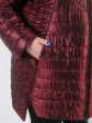 Модная куртка из стеганной ткани синего цвета, цвет бордовый в интернет-магазине Фабрики Тревери