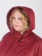 Спортивная женская куртка из мембранной ткани и брендированными кнопками, цвет бордовый в интернет-магазине Фабрики Тревери