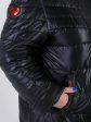 Женское стеганное пальто с силиконовой лентой и шевроном в виде губ и сердца, цвет черный в интернет-магазине Фабрики Тревери
