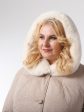 Зимнее пальто с контрастной отделочной строчкой и полу норкой, цвет бежевый в интернет-магазине Фабрики Тревери