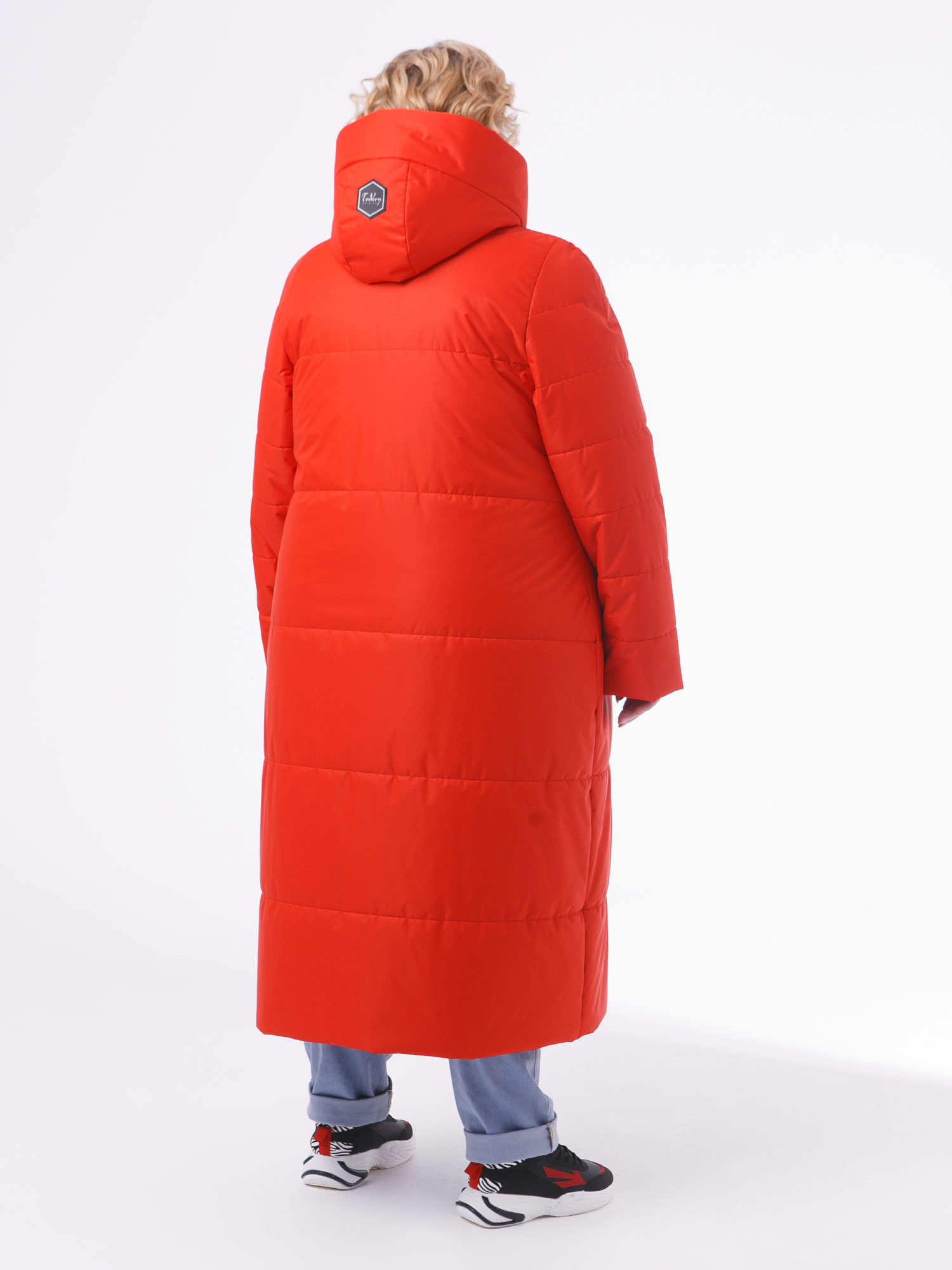 Молодежное пальто из двух видов стежки, цвет красный в интернет-магазине Фабрики Тревери