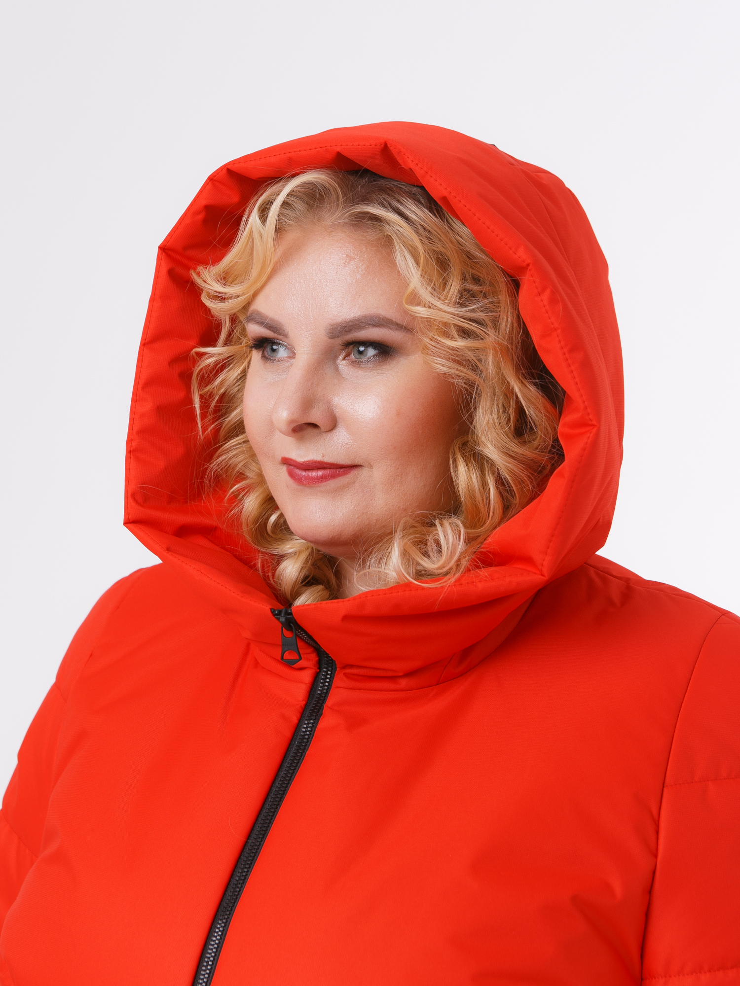 Молодежное пальто из двух видов стежки, цвет красный в интернет-магазине Фабрики Тревери