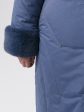 Зимнее пальто с контрастной отделочной строчкой и голубой полу норкой , цвет серый в интернет-магазине Фабрики Тревери