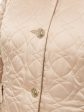 Женское пальто с геометрической стежкой и эко-мехом, цвет бежевый в интернет-магазине Фабрики Тревери