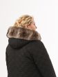 Женское пальто с геометрической стежкой и эко-мехом, цвет черный в интернет-магазине Фабрики Тревери