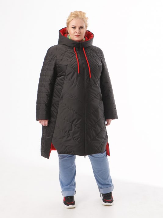Женское стеганное пальто с красной отделкой, цвет черный в интернет-магазине Фабрики Тревери