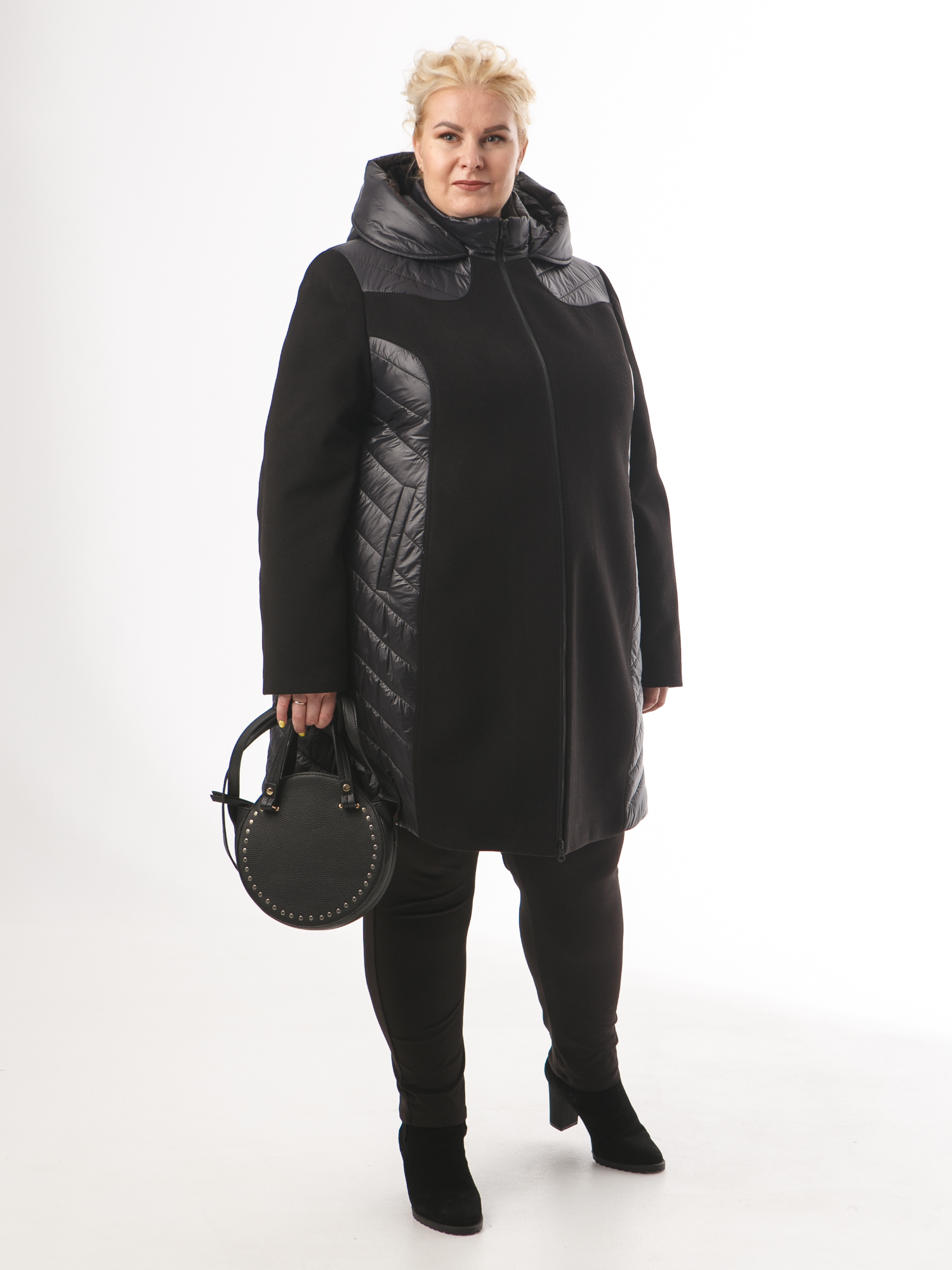 Стильная комбинированная куртка, цвет черный в интернет-магазине Фабрики Тревери