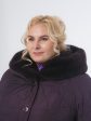 Женское пальто из стеганной плащевки модного геометрического рисунка с дизайнерской подвеской, цвет фиолетовый в интернет-магазине Фабрики Тревери