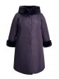 Женское пальто цвета баклажан с геометрической отделкой, цвет фиолетовый в интернет-магазине Фабрики Тревери