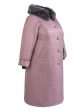 Женское зимнее стеганное пальто с чернобуркой и дизайнерской подвеской , цвет розовый в интернет-магазине Фабрики Тревери