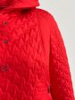 Пальто женское стеганное на кнопках, цвет красный в интернет-магазине Фабрики Тревери