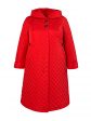 Пальто больших размеров с капюшоном, цвет красный в интернет-магазине Фабрики Тревери