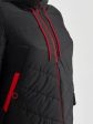Женское пальто из комбинированной стеганой ткани с отделкой, цвет черный в интернет-магазине Фабрики Тревери