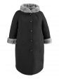 Зимнее пальто с контрастной отделочной строчкой и норкой крестовкой, цвет черный в интернет-магазине Фабрики Тревери
