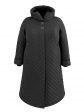 Женское зимнее пальто из стеганной плащевой ткани модного геометрического рисунка, цвет черный в интернет-магазине Фабрики Тревери