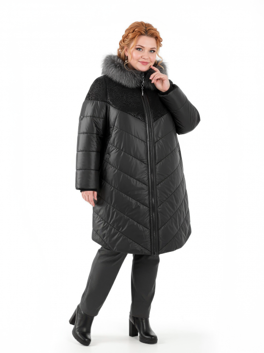 Пуховик больших размеров с капюшоном, цвет черный в интернет-магазине Фабрики Тревери