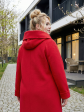 Пальто женское из драпа силуэта трапеция, цвет красный в интернет-магазине Фабрики Тревери