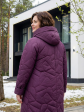 Пальто женское из стеганной плащевой ткани, цвет фиолетовый в интернет-магазине Фабрики Тревери