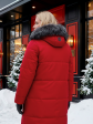 Пуховик больших размеров с капюшоном, цвет красный в интернет-магазине Фабрики Тревери